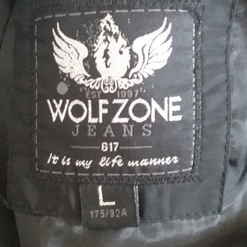 Wolf Zone jacket - Picture 3 of 4